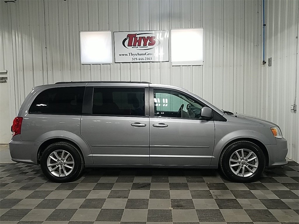 Pre Owned 2013 Dodge Grand Caravan Sxt Mini Van Passenger In